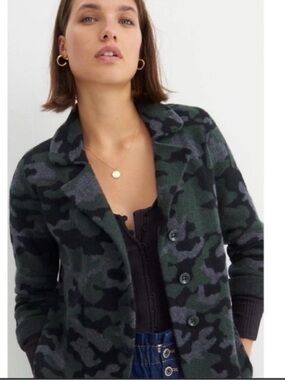 Anthropologie Field & Flower Y2K Camo Button Front Jacket Green & Black Sz Large